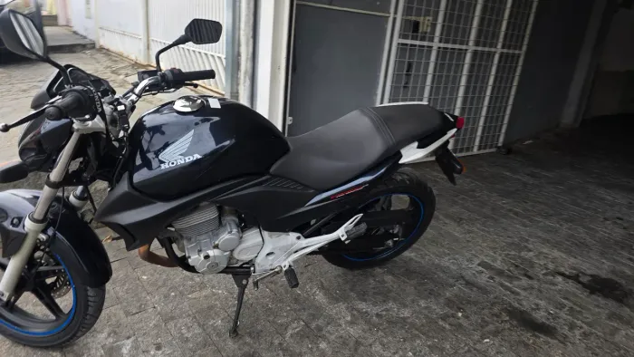 CB 300 ANO 2012 UNICO DONO
