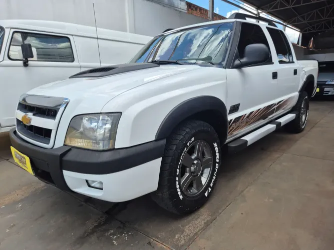 Chevrolet S10 Pick-up Rodeio 2.4 MPFI F.power CD 2011