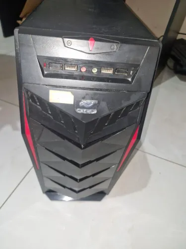 PC AMD Athlon 3000G Vega 8GB RAM + Estabilizador e Teclado de Brinde