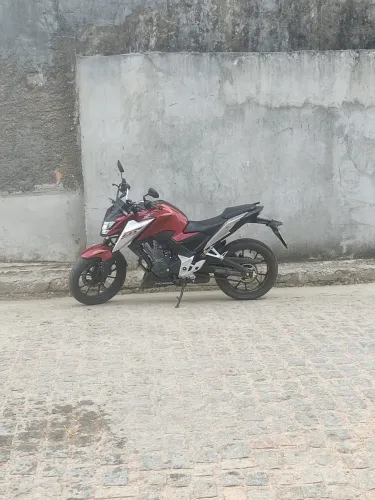 TROCO CB 300F TWISTER ABS 2026 POR CASA EM NEÓPOLIS, PENEDO OU POVOADO SAÚDE