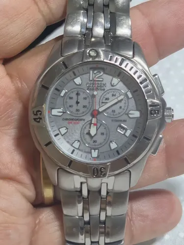 Relógio CITIZEN CRONÓGRAFO ECO-DRIVE  TITÂNIO  AT0100-51A   -   ÓTIMO ESTADO