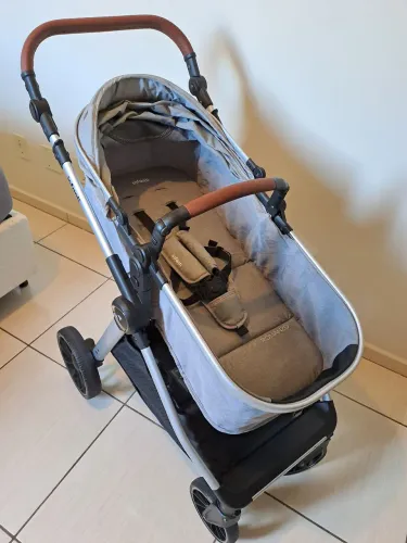 Carrinho e bebê conforto Infanti