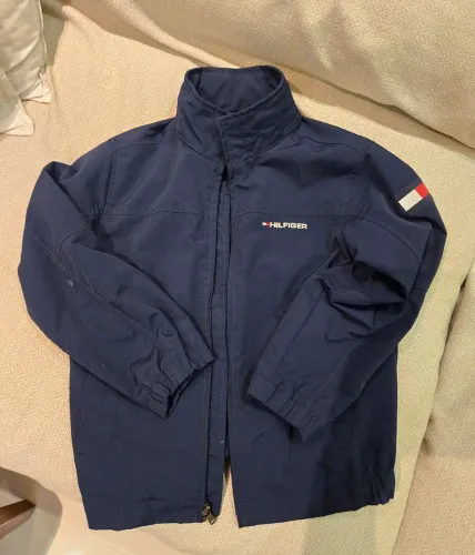 JAQUETA TOMMY HILFIGUER CORTA VENTO INFANTIL 7-8 ANOS
