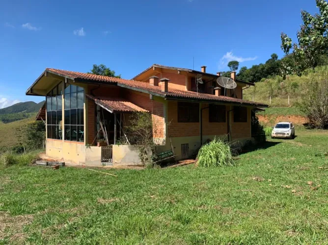 Chácara a venda no Mirantão, região de Visconde de Mauá, com área de 58 hectares