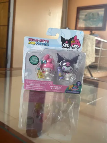 Figure Hello kitty and friends - My melody & Kuromi