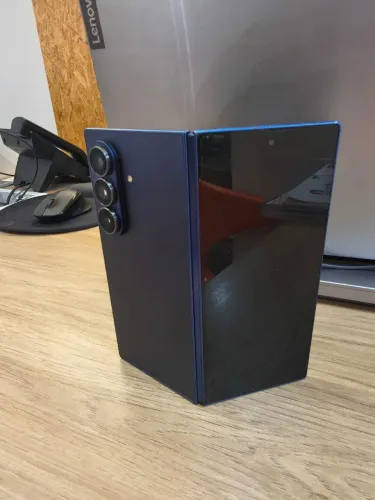 Galaxy Z Fold 512gb (semi novo, aceito trocas)