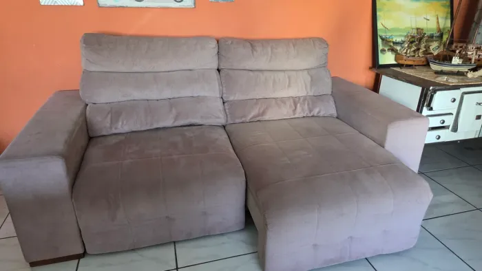 Sofás 2 e 3 lugares. Somente os dois juntos.