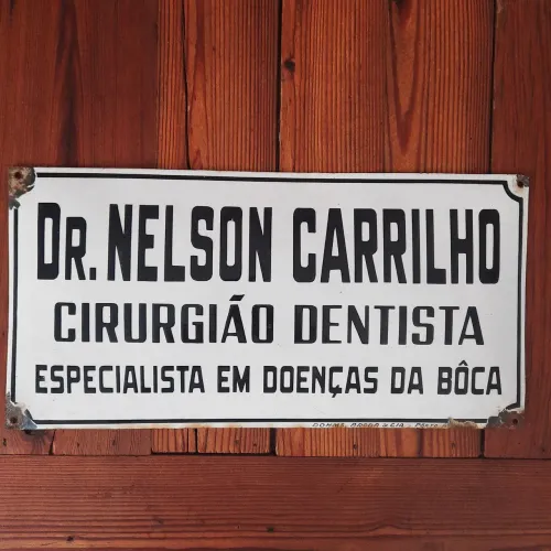 Placa esmaltada antiga