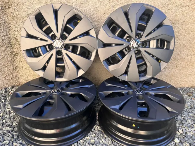 Rodas com Calotas Originais VW aro 16