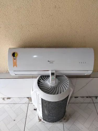 Ar-condicionado Springer Midea 12000btus