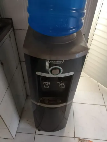 Bebedouro Esmaltec - Ótimo estado!