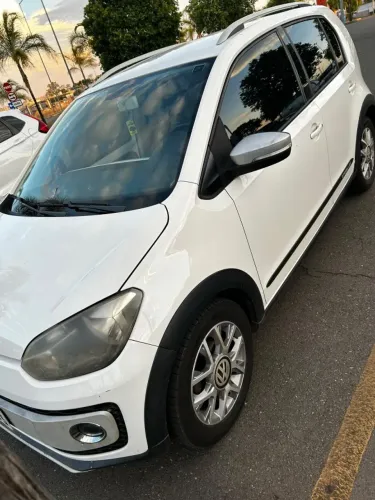 Volkswagen Up! Cross I Motion 1.0 T.flex 12V 5P 2016