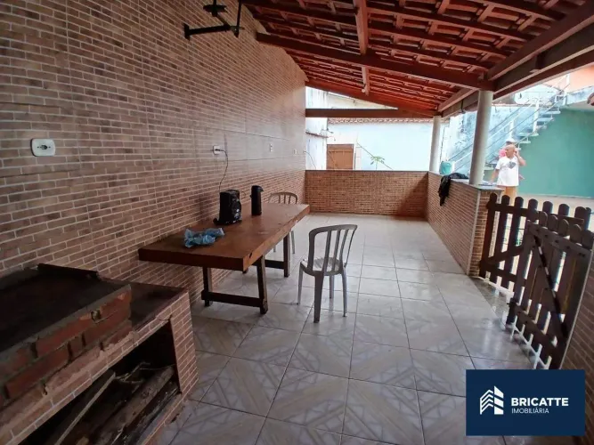 Casa para aluguel, 2 quartos, 3 vagas, Jardim Lindomar - Itanhaém/SP