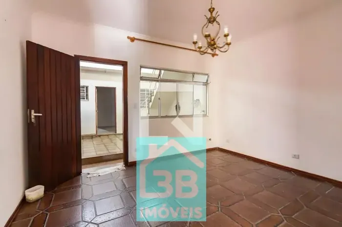 Casa com 3 dormitórios para alugar por R$ 1.900,00/mês - Vila Menk - Osasco/SP
