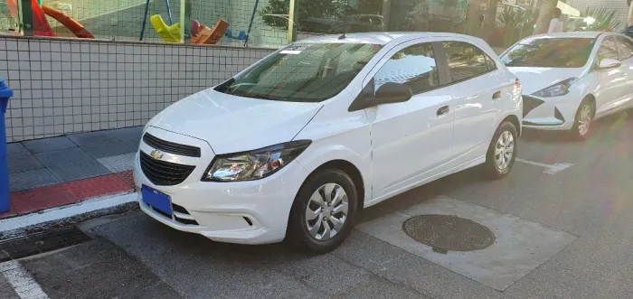 Chevrolet Onix JOY Hatch 1.0 8V Flex Mec. 4P 2019