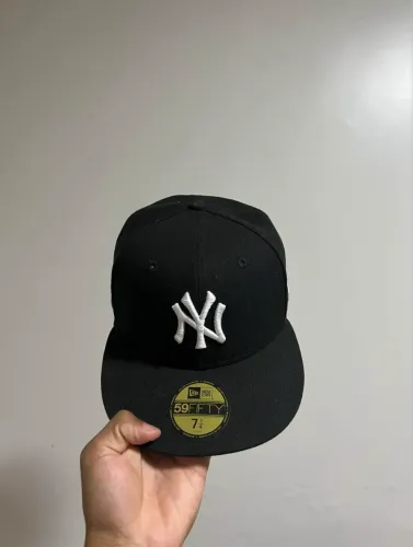 Boné new era NOVO