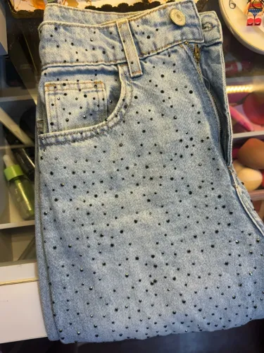 CALÇA JEANS BRILHO C&A 2 vezes usada