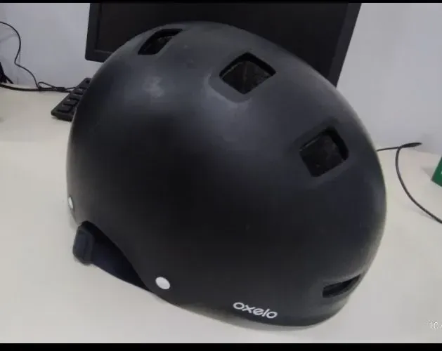 Capacete de proteção ciclismo, skate e patins