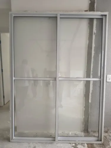 Portas Retiradas em Reforma