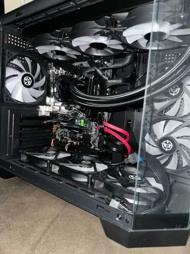 Pc gamer Ryzen 5600x + 16gb ram + SSD Nvme 500gb