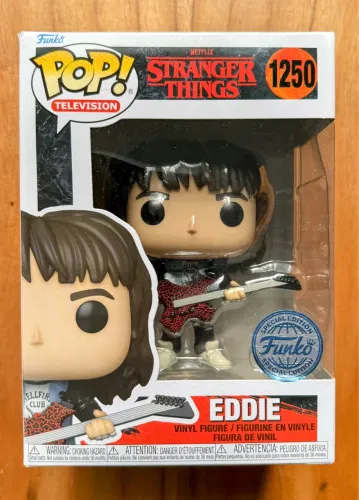 Funko Pop 1250 Eddie W/Guitar Stranger Things Exclusive