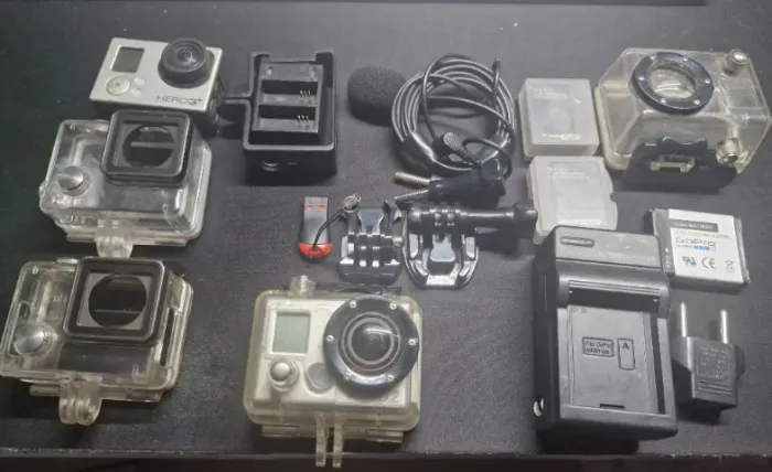 GO PRO HERO 3+ COM ACESSORIOS E GO HERO 2 "LEIA A DESCRIÇÃO