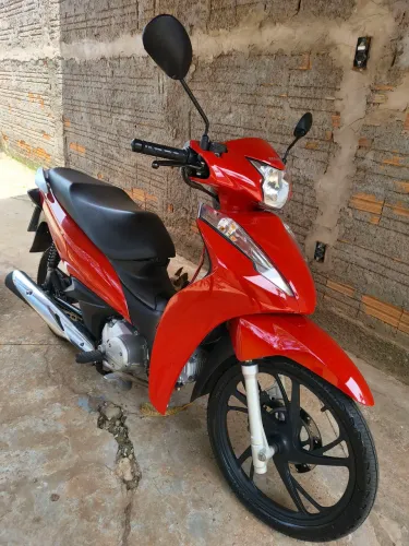 Honda Biz 125 ano 23/23
