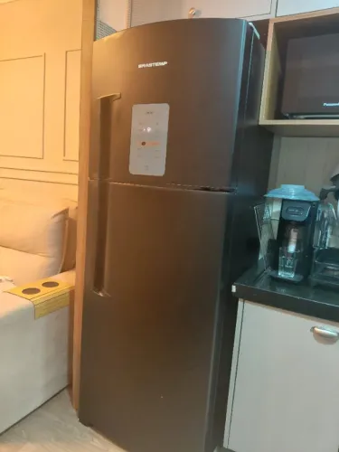 Refrigerador 429L Frost Free semi nova.