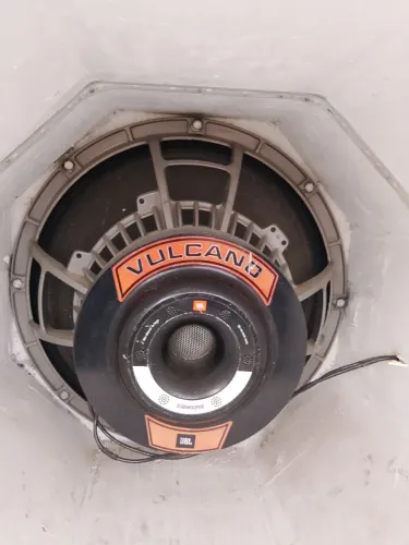 Grave de 18 vulcno 3.8