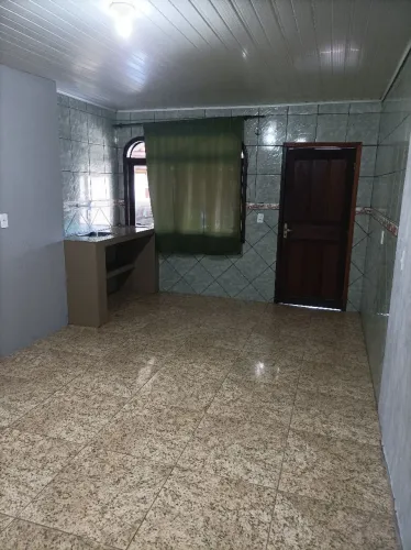 Aluga-se Kitnet Comasa