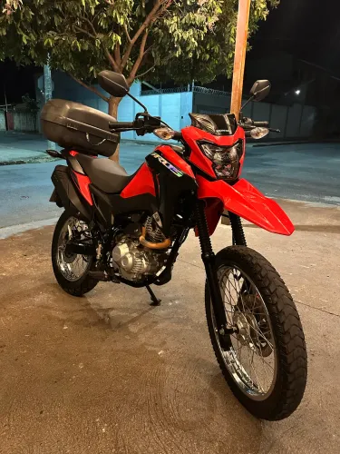 Vendo ou troco Bros 160cc 25/26 cbs