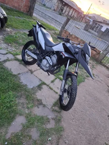 Vendo valor 16 mil.