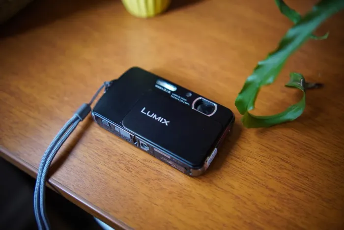 Câmera Panasonic Lumix FP5