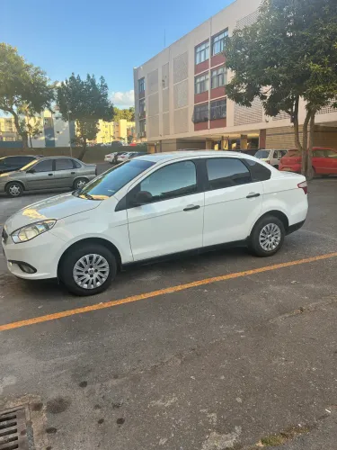 Fiat Grand Siena Attractive 1.0 Flex 8V 4P 2018