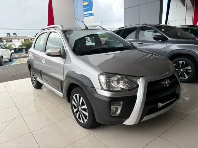 Toyota Etios Cross 1.5 Flex 16V 5P Aut. 2018