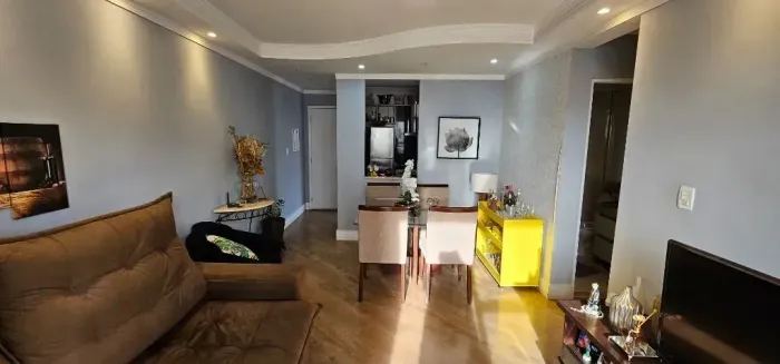 Alugo apartamento com 77 metros quadrados com 3 quartos, sendo 1 suíte no Parque Industria