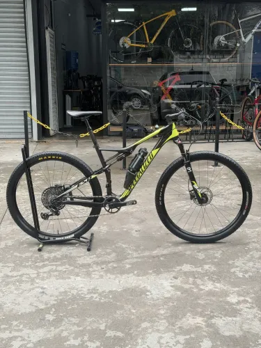Bicicleta Specialized Epic tamanho L19