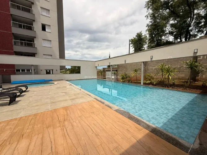 Apartamento localizado ao lado do Shopping Praça