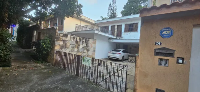 Sobrado para venda em Alto da Boa Vista com 3 quartos, sendo 1 suíte, 213m²