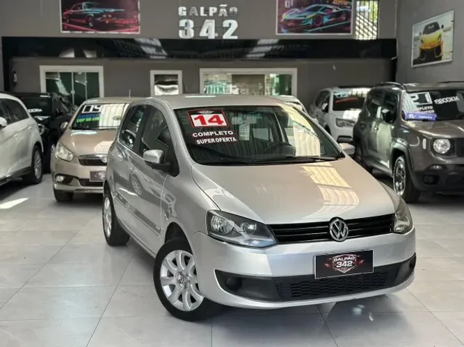 Volkswagen Fox 1.0 MI Total Flex 8V 5P 2014