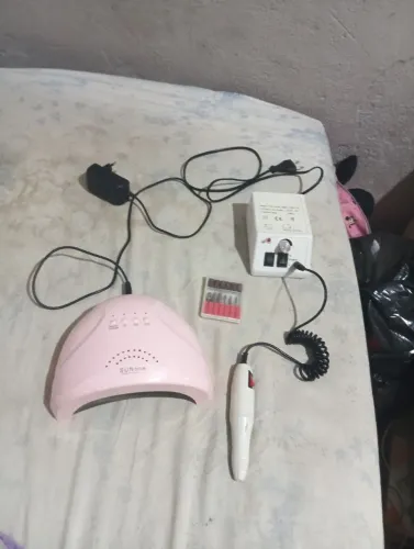 Cabine de unha e motorzinho 