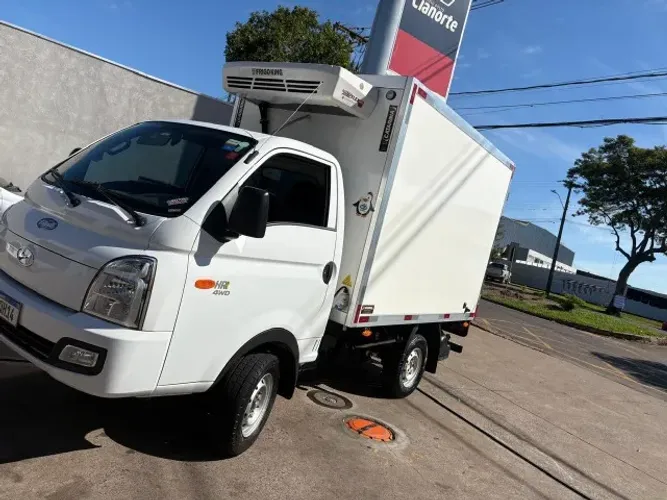 HR Refrigerada Hyundai  2.5 4WD 2025
