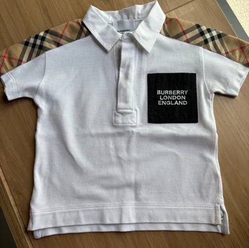 Polo Burberry TAM 2 anos impecável