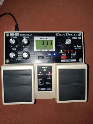 "Pedal BOSS venham ver!"