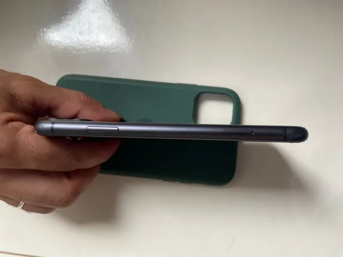 iPhone 11 64gb usado