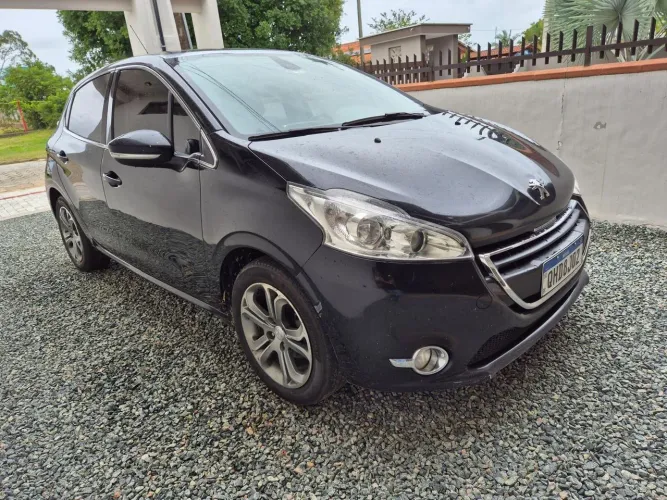 Peugeot 208 Griffe 1.6 Flex 16V 5P Aut. 2015