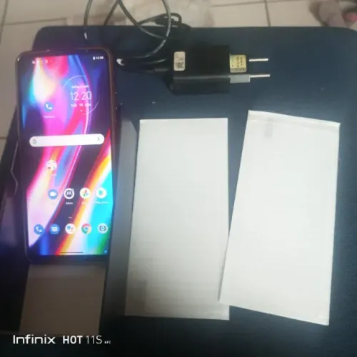 CELULAR