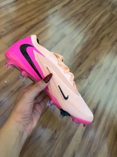 Chuteira Campo Nike Phantom