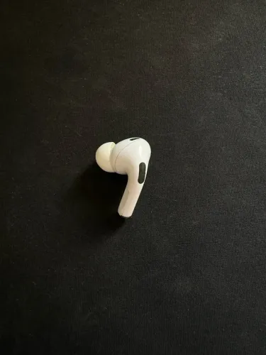AirPods Pro 2 - Lado esquerdo