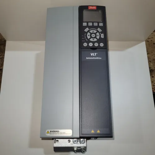 Inversor de frequência Danfoss VLT 11kw / 15hp / 15cv / 24A / 380v